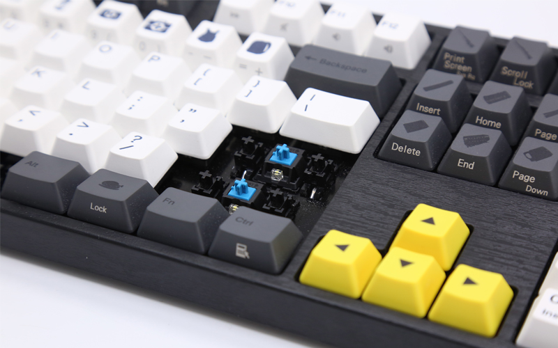 Varmilo moonlight. Коврик Varmilo EC Mechanical Switch. Varmilo vem108m. Varmilo мышка. Varmilo Panda коврик.